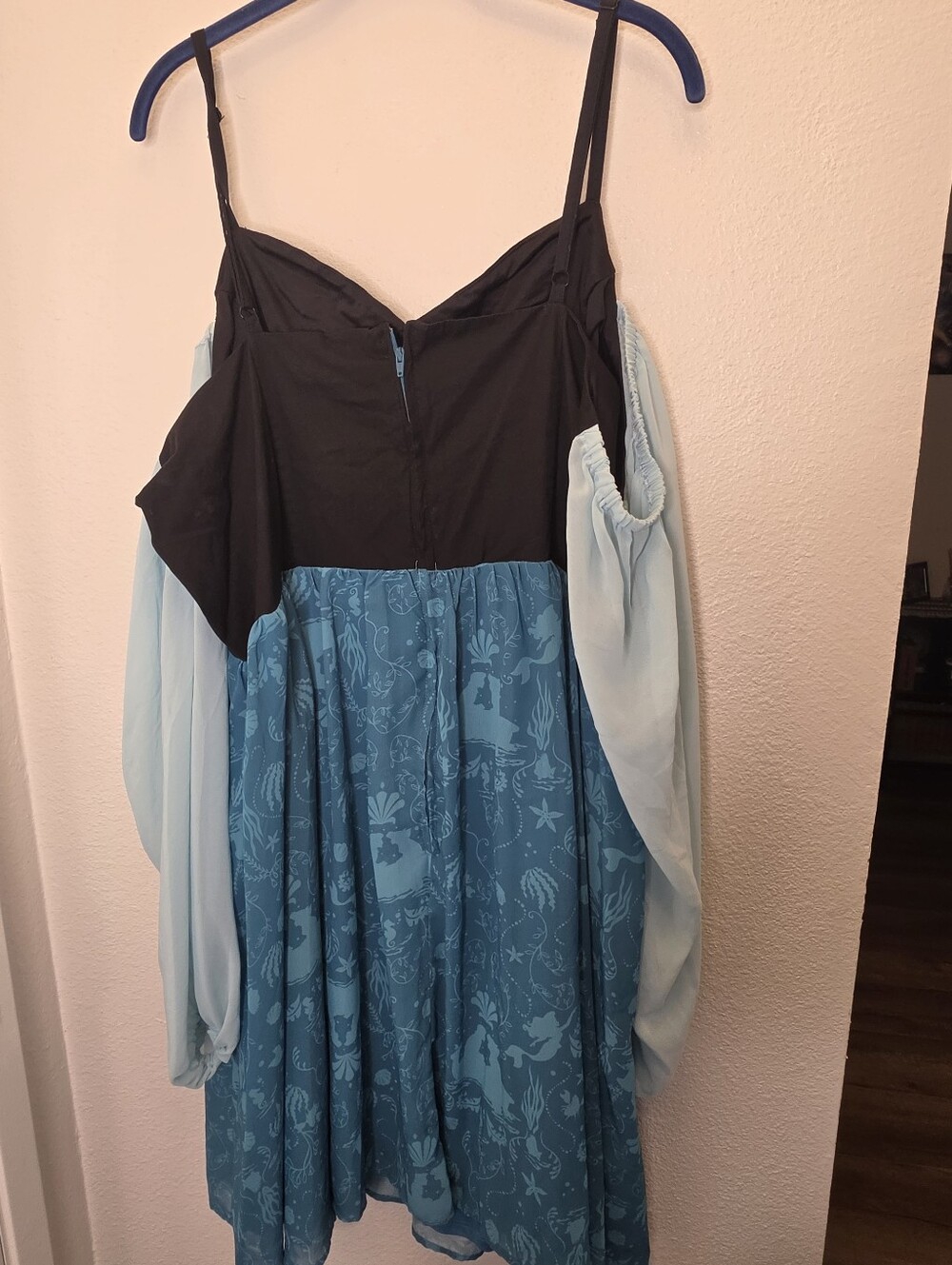 Disney Ariel Little Mermaid Costume Black Bodice with Turquoise Blue Print - Picture 8 of 11